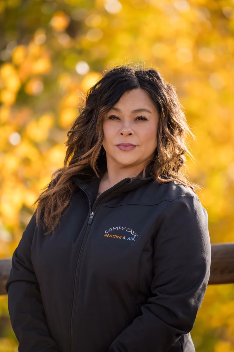 Janelle Customer Care Representative with Comfy Cave